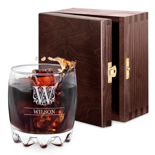 Maverton Universal Whiskey Glass - Personalised Tumbler for Whiskey, Bourbon and Scotch - Drinking Glass Cup - Personalised Whisky Gift for Men - Gift idea - Christmas Gifts - Surname