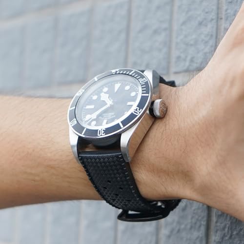 Niziruoup 20mm FKM Rubber Watch Strap Quick Release Tropical Style Fluororubber Soft Durable Universal FKM Rubber Watch Band 18mm 20mm 22mm Replacement Band Strap for Men Women, Rubber, Black