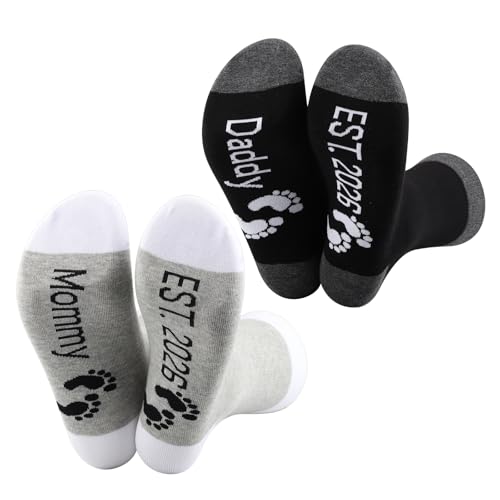 MEIKIUP New Parents Gifts Daddy Mommy Est 2026 New Mom and Dad Socks Pregnancy Reveal Gifts for Parent to be Gifts First Time (Daddy Mommy Est 2026-UK)