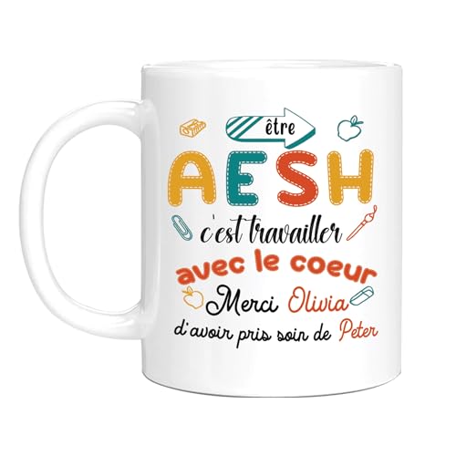 HALUMI Mug Nom Personnalisé Pour AESH - Tasse Originale Personnalisée Maitresse d'École Maternelle Nounou Atsem- Idée Cadeau Fin d'Année Scolaire Noël Fin De Contrat - Mug En Ceramique 330ml 440ml