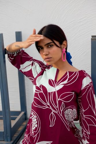 Image of GoSriKi Women's Cotton Blend Straight Printed Kurta with Pant