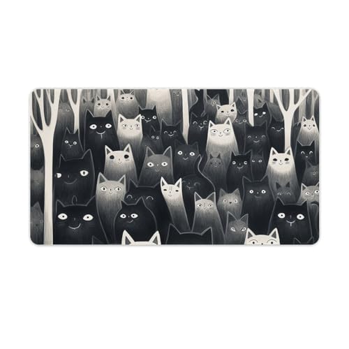 Tapis de bureau motif chats noirs pour décorer votre espace télétravail