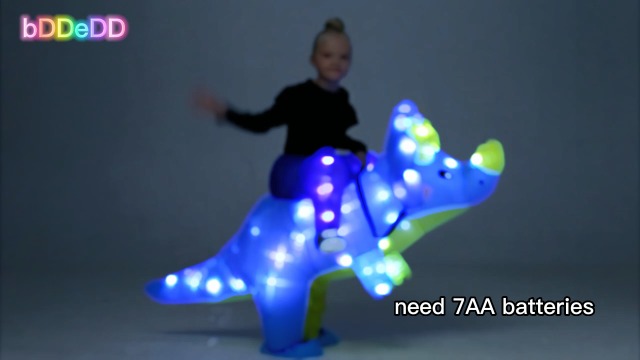 Disfraz Inflable Infantil Dinosaurio Triceratops Azul miniatura 7