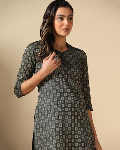 Image of Hritika Self Design Viscose Rayon Kurta & Trousers Set (HRKB0048)