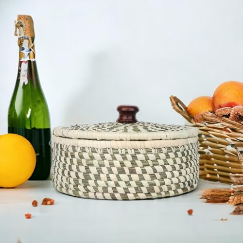 Image of Handmade Sabai Grass Box for Roti /chapati /Dry Fruits |Organiser, Storage Box | Container for Serving on Dining Table| Kitchen Decor Cum Utility| Size : 21L x 21W x 8H CM (Green)