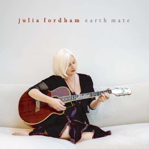 アース・メイト / Earth Mate [歌詞・対訳　解説(多屋澄礼) 付 / 国内盤CD / 国内盤のみボーナストラック2曲収録]