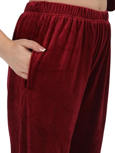 Image of Duchess Women's Supersoft Velvet Printed Nightsuit for Winter wear