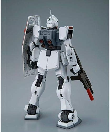 Amazon ｍｇ 機動戦士ガンダム0080 ポケットの中の戦争 ジム 寒冷地仕様 1 100 プラモデル 通販