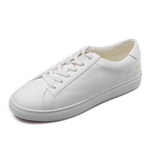 Petit Sabot Blanc en Cuir Véritable et Broderie Dentelle Premium