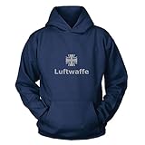 lässig und regulär geschnitten