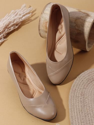Image of Denill Women's Comfort Wedge Shoe