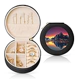 Cette mini boîte à bijoux est idéale pour les voyages, ce qui en fait le cadeau parfait pour les femmes et les filles. Sa taille compacte assure une portabilité facile, offrant plus de commodité pour ceux qui sont en déplacement. Gardez vos pièces organisées et en sécurité pendant que vous voyagez avec cette boîte élégante et fonctionnelle.