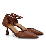 103972 Stiletto para Mujer con Tacon Fino. Cierre de Hebilla, Punta Fina. Ideal para Otono Invierno. Camel Talla 39