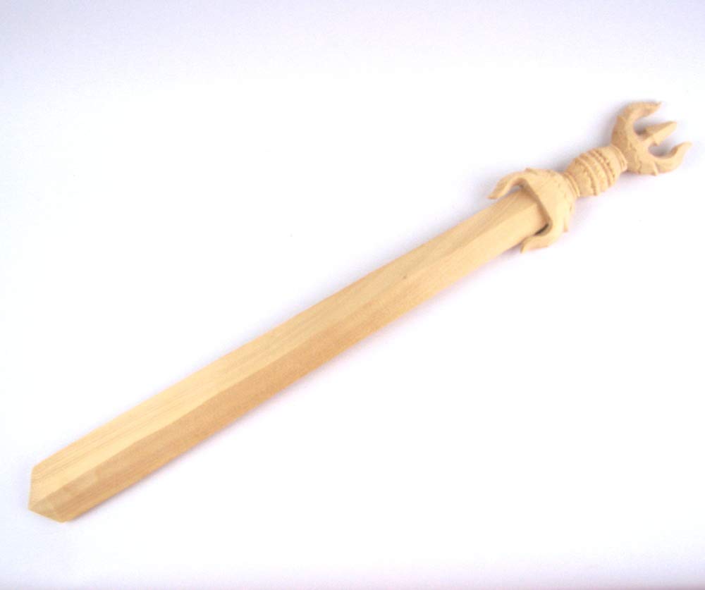 Amazon｜栗田こだわり仏像 【法器】 三鈷剣 破魔剣 長さ45cm 桧木 木彫