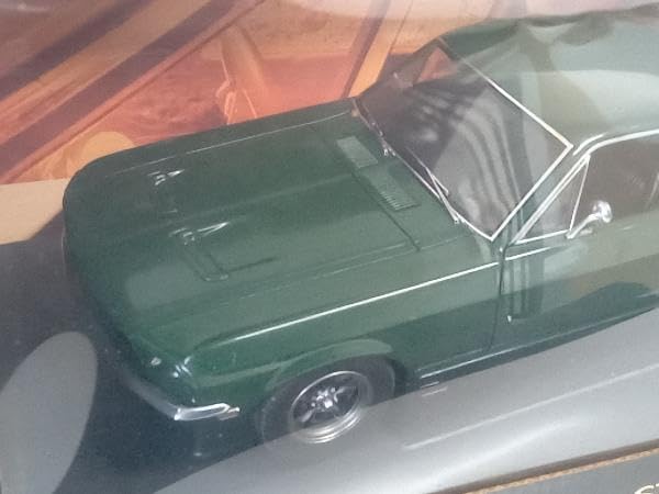 Amazon | 未開封品 オートアート STEVE McQUEEN AS 'BULLITT' 1/18