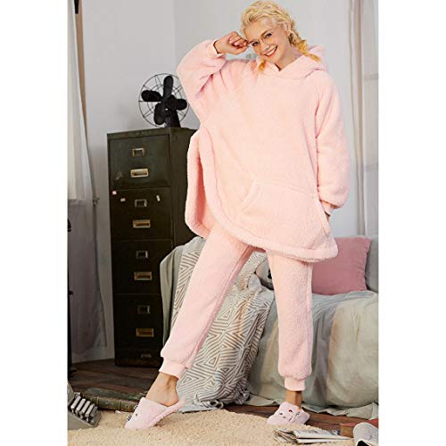 Pyjama rose à capuche idéal pour les journées cocooning à la maison - 3