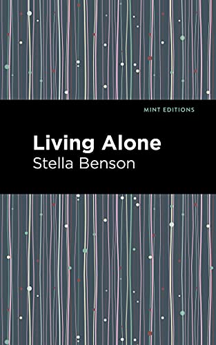 Living Alone (Mint Editions (Fantasy and Fairytale))
