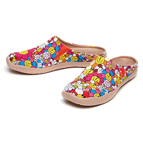 Image of UIN Slipper Woman Travel Art Painted Shoes Wide Toe Casual Home Slip On Mules Malaga