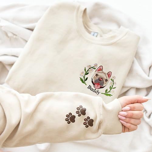 LOVELYPOD Custom Embroidered Dog Mom Sweatshirt with Dogs Names, Pet Photo Shirt, for Dog Lovers3