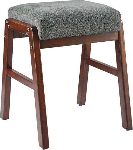 Taburete tapizado de salon para crear un rincon de lectura comodo y moderno 2