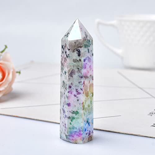 Pierre de méditation en quartz pour harmoniser votre salon