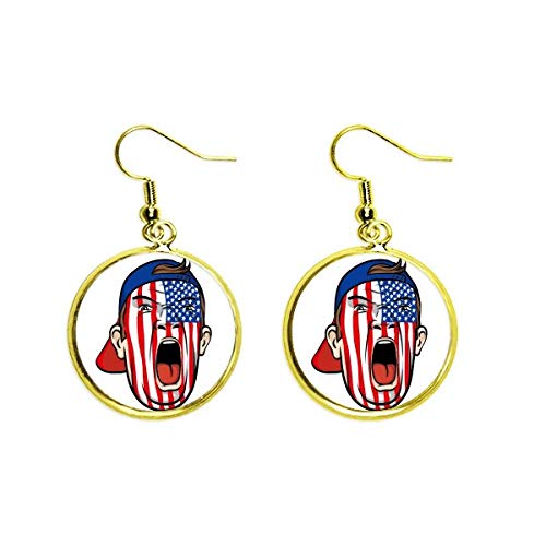 Maquillaje de pintura facial en pendientes de gota dorados con bandera de EE. UU.