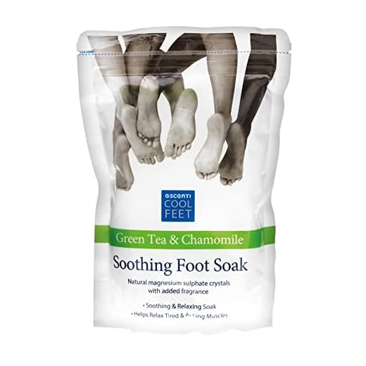 Escenti Cool Feet Soothing Green Tea & Chamomile Essential Foot Soak