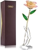 Calidad premium, cada pétalo de oro es sedoso y mullido, se ha utilizado como método especializado para fijar las fibras vegetales al pétalo. Como la rosa representa la lealtad del amor y el oro representa la noble del amor, la combinación de ambos significa la eternidad y la robustez del amor.