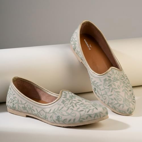 Image of CatBird Handcrafted Men's Ethnic Jutti - Traditional Indian Mojari for Casual wear,Weddings & Festivals