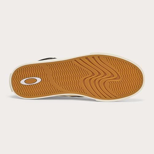 Image of Oakley Men's Banks Low Canvas Sneaker