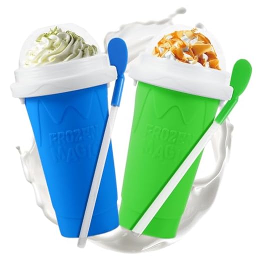 REGNBUE 2 Pcs Slushie Maker Cup, Magic Quick Frozen Smoothies Cup Double Layer Squeeze Cup Homemade Milk Shake Ice Cream Maker Cooling Cup DIY for Family (Blue+Green)