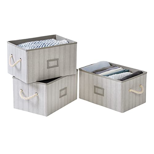 Bacs de rangement pliables en tissu gris pour organiser le dressing de la chambre