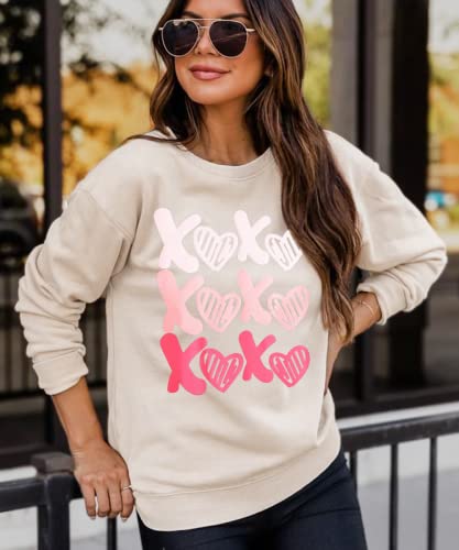 Kekemi Women Valentine's Day Sweatshirt Retro Xoxo Graphic Sweater Simple Heart Printed Shirt Casual Long Sleeve Pullover Top #TOP1