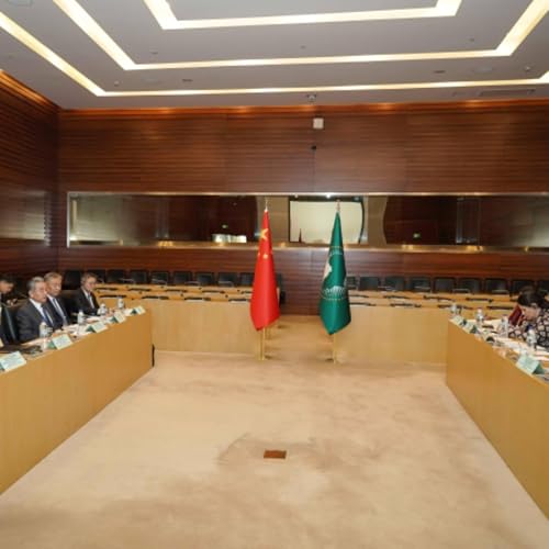 China, African Union pledge deeper ties, shared development Podcast Por  arte de portada