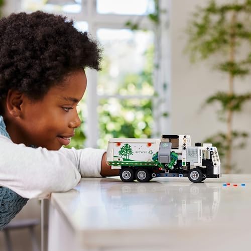 LEGO Technic Mack LR Electric Çöp Kamyonu 42167-8 Yaş ve Üzeri Çocuklar için Geri Dönüşüm Temalı Koleksiyonluk Yaratıcı Oyuncak Model Yapım Seti, Doğum Günü Hediyesi Fikri (503 Parça) - Görsel 7