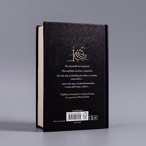 The Well of Ascension: Mistborn Book Two