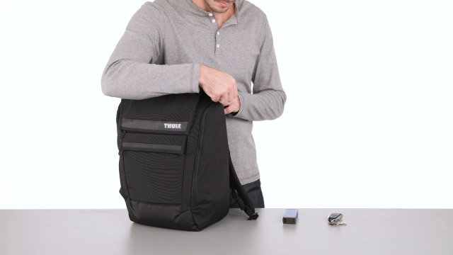 Amazon.com : Thule Paramount Backpack 27L, Black : Sports & Outdoors