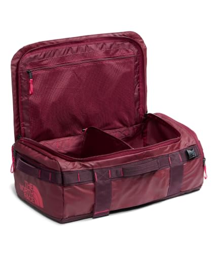 Image of THE NORTH FACE Base Camp Voyager Duffel, Burg Crush /Burgundy, 32 Liters