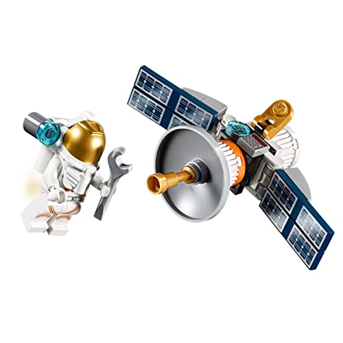 LEGO PolyBag Minifigure Set 30365 - Astronaut with Space Satellite 36 pcs, Multicolor - Image 2