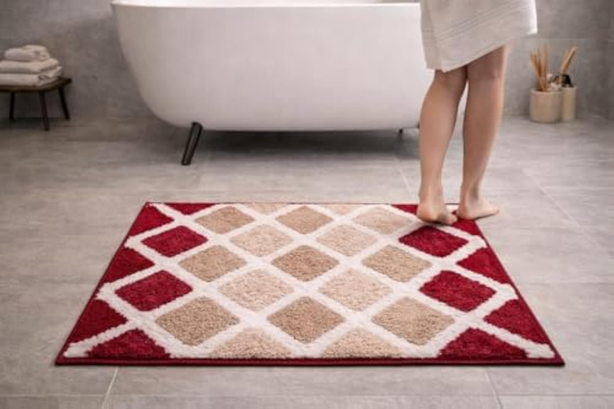 Microfiber Shaggy Red Diamond Pattern Bath Mat