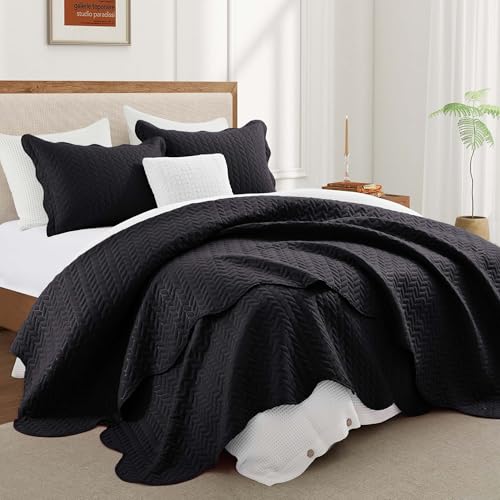IR Imperial Rooms Twin Quilt Bedding Set (68” x 86”) - Bulk Pack of 10 Wholesale for Hotels, Guest Bedroom & Airbnbs - Lightweight Microfiber Reversible Embossed Quilts Bedspreads (Black)