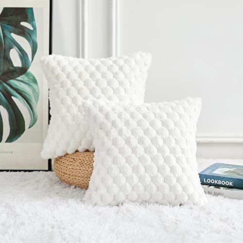 Yaertun Pack of 2 Super Soft Cozy Decorative Throw Pillow Covers Fuzzy Plush Faux Fur Luxury Cushion Cover Pillowcase for Sofa Couch Bed Livingroom 16x16 Inch White by Yaertun - Used condition - Image 2