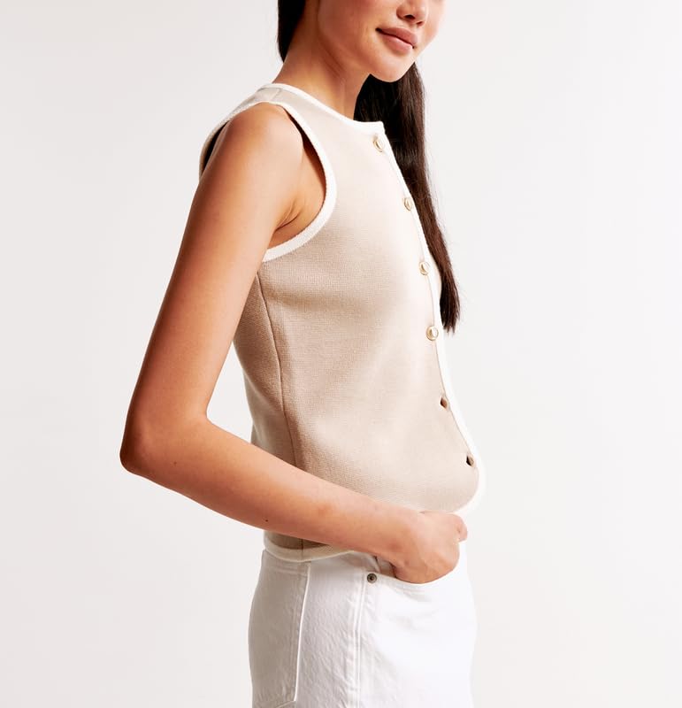 Bocymolay Vintage Knit Vest Top for Women Button Down Crewneck Sleeveless Tank Casual Cardigan Vest Streetwear3