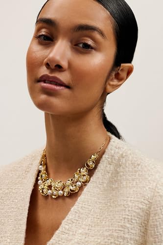 Ted Baker London Floressa Pearl Flower Necklace For Women (Gold/Pearl)3