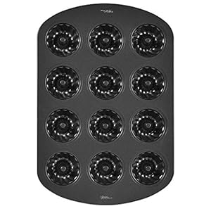 Wilton Non-Stick Mini Fluted Tube Pan, 12-Cavity, Steel, Multi-Cavity Mini Cake Pan, Black