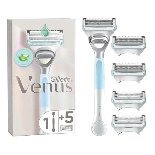 Gillette Venus Maquinilla De Depilación Para Mujer Para Ingles Y Zona Íntima, 1 Mango y 5 Recambios Con Barra Hidratante Con Aloe Vera, Ayuda a Proteger La Piel Púbica De La Irritación