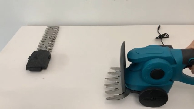 Amazon | 芝生バリカン 2-IN-1 ヘッジトリマー【マキタ互換】両刃駆動 Amazon | 芝生バリカン 2-IN-1 ヘッジトリマー【マキタ互換】両刃駆動