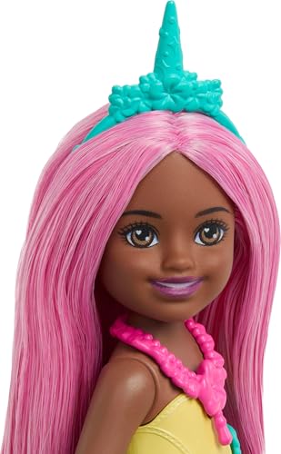 Muñeca Barbie Chelsea Unicornio de 15 cm con accesorios miniatura 2