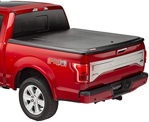 Amazon Com Undercover Se One Piece Truck Bed Tonneau Cover Uc2156 Fits 15 Ford F 150 5 7 Bed 67 1 Automotive