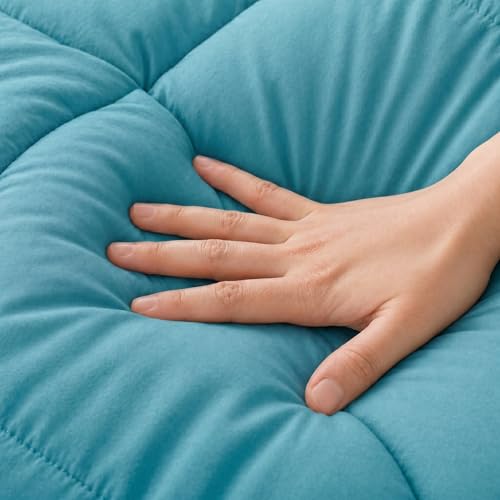 Image of Luxury Hotel Collection Cotton Comforter | All-Season Lightweight Quilt for Hot Sleepers | Plush, Breathable & Box-Stitched (King) Turquoise Blue
